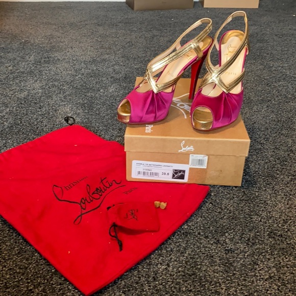 Christian Louboutin Shoes - Authentic Christian Louboutin Angela Size 39.5